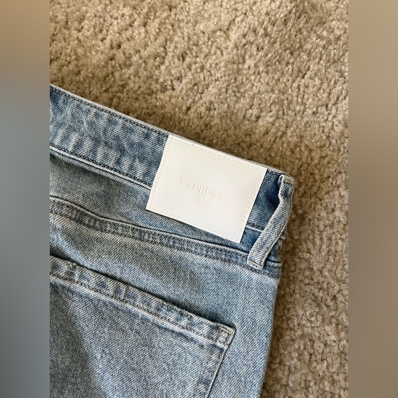 EXPRESS Light Blue Distressed Women's Jeans - Picture 10 of 10